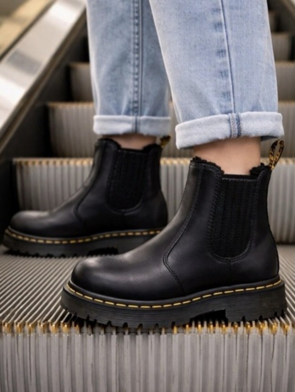 Dr. Martens Chelsea Boots  Womens Size 7 Waterproof Blizzard WinterGrip & Fleece